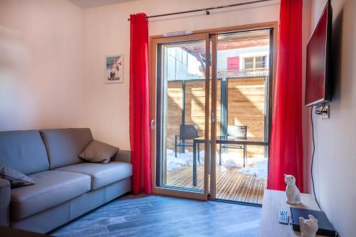 PORTES DU PLENEY 001