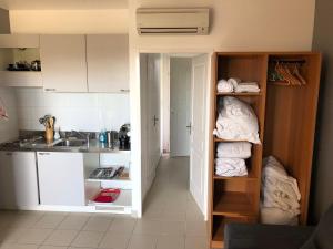 Appartement Porticcio centre plage à pieds, studio-cabine 4 Pers max, promo 7 nuits Veta Casavone - Résidence BELLA VISTA N°902 - 20166 PORTICCIO 20166 Porticcio Corse