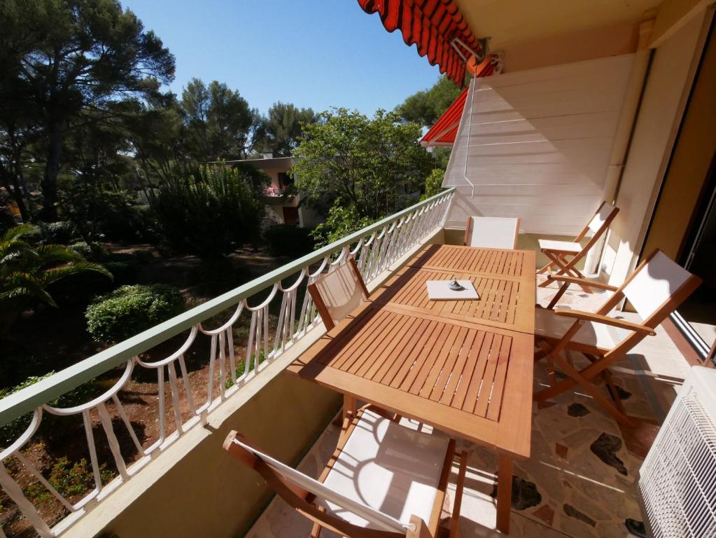 Appartement Portissol, calme et pinède Rés Eden Park Bât Les Lavandes 420 Avenue Val d'Azur 83110 Sanary-sur-Mer