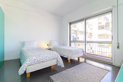 Porto Downtown Apartment 3T with Balcony