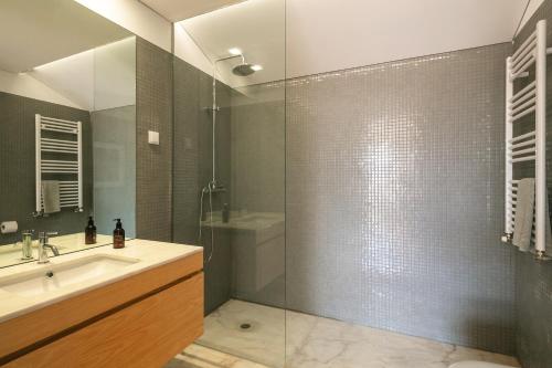 Porto Insight Apartment Cedofeita- Balcony & Parking