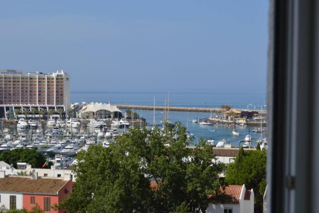 Porto Marina Beach Vilamoura Avenida Cerro da Vila Ed. Porto Marina, apt 704, 7º andar, 8125-406 Quarteira