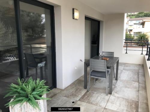 PORTO VECCHIO F3 TERRASSE NEUF