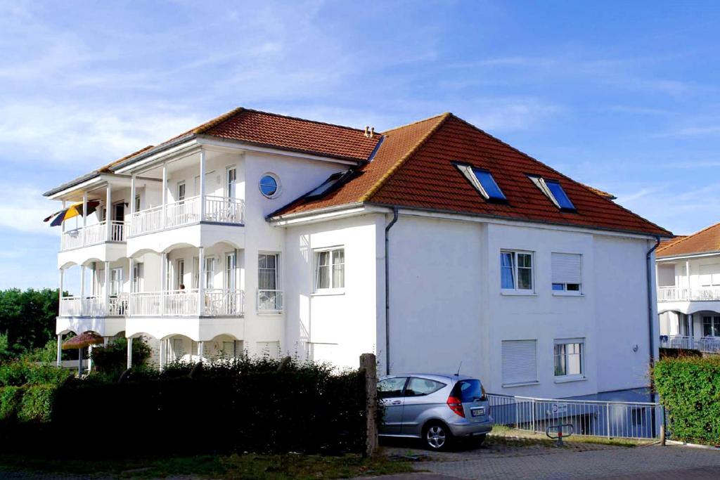 Potenberg 10 by Rujana Potenberg 10, 18609 Binz