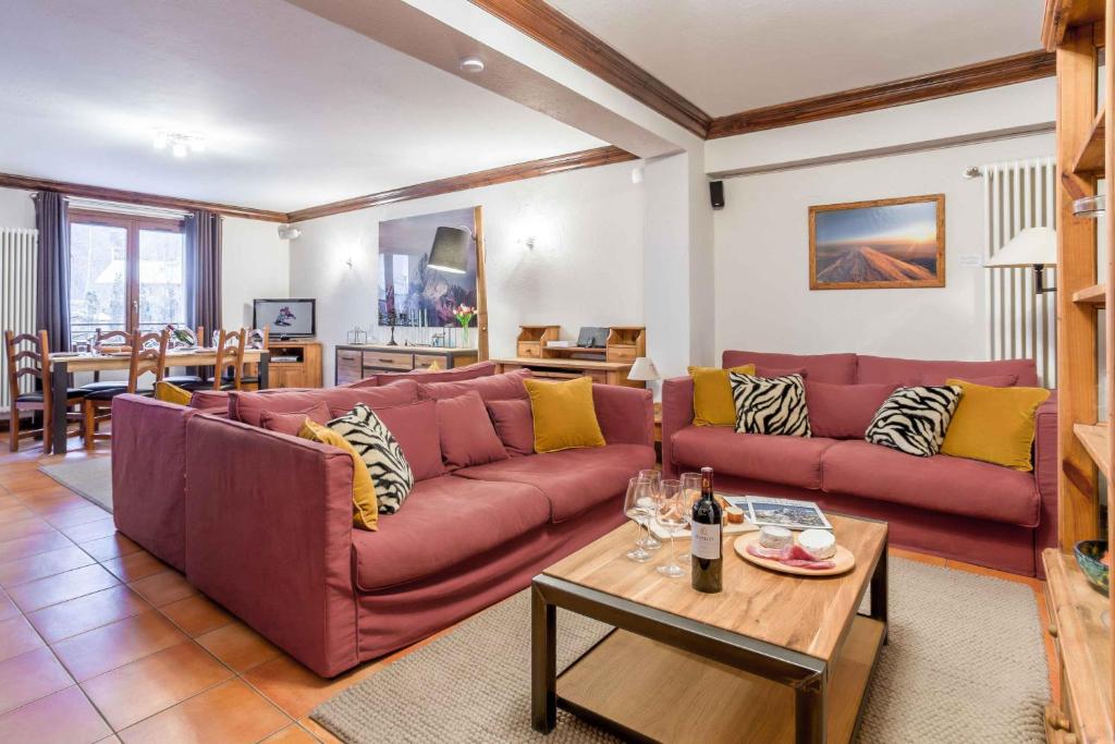 Pothecary apartment -Chamonix All Year Residences des Alpes 75 rue du Docteur Paccard, 74400 Chamonix-Mont-Blanc