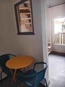 Pounette, appartement duplex, centre / thermes