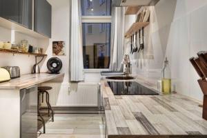 Powerfull Apartment in Berlin alexanderplatz