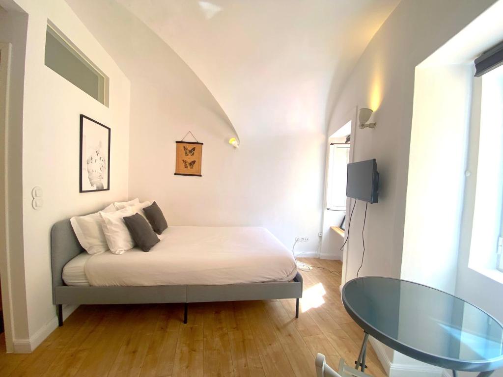 Practical Studio Hidden Gem - Self Check-In - Bus Rampa das Necessidades 31 cave esquerda, 1350-216 Lisbonne