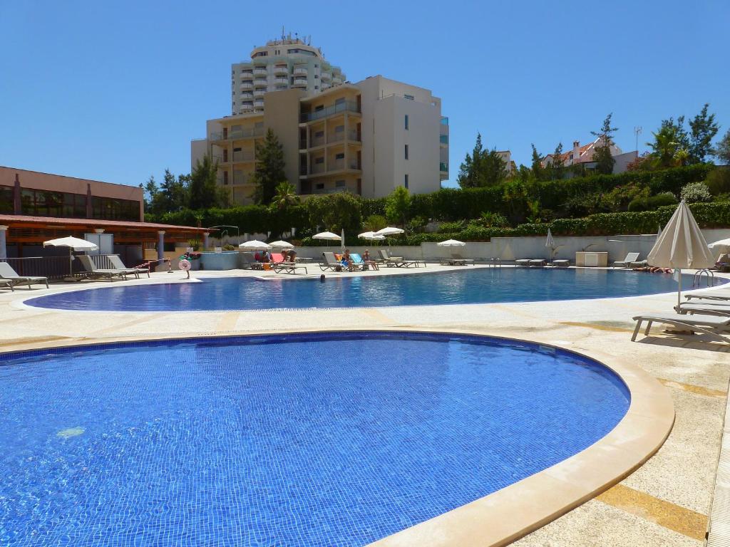 PRAIA DA ROCHA Appartement tout confort Rua Agosto Azul Edificio Praia Mar, 2 Bl Appartement 705, 8500-367 Portimão