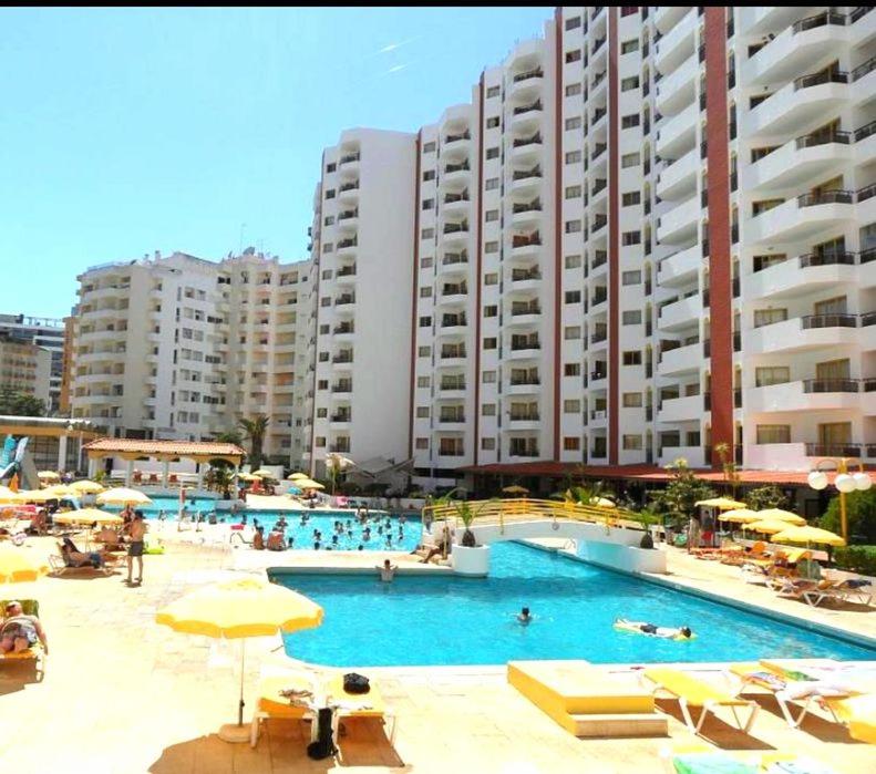 Praia Da Rocha Com Piscina 3 Avenida das Comunidades Lusíadas Bloco 1 8o Piso ap 811, 8500-510 Portimão