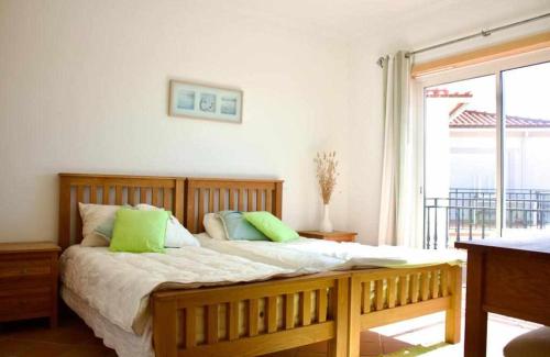 Praia Del Rey maravilhoso apt c vista mar A11