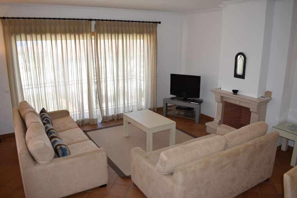 Appartement Praia del Rey Óbidos Apt 3 quartos piscina B9 Rua Jósefa de Obidós 2510-662 Vau