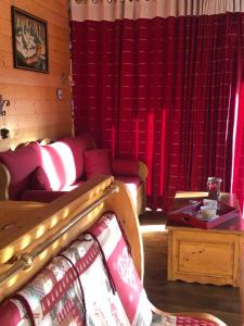 PRALOUP BEL APPARTEMENT STYLE CHALET