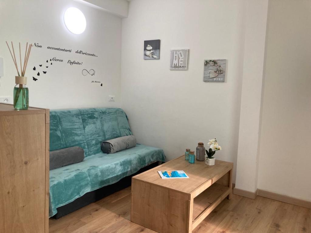 Prato charment 2 pieces, centre ville,1 min plage 4 Rue Prato, 06500 Menton
