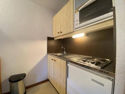 Appartement Appartement Praz-sur-Arly, 1 pièce, 4 personnes - FR-1-603-5 Appt n°107 - 1er étage - Bat E 17-93 Route de la Gliat Praz-sur-Arly