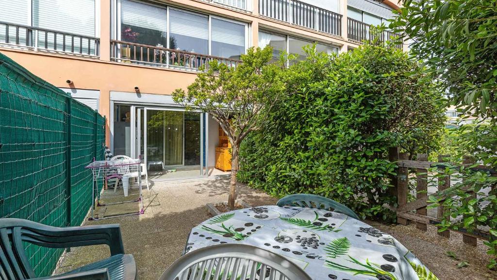 Pre St Martin- 3B- Studio loggia vitree- 4 pers Avenue du Surintendant, 1, 34300 Le Cap d\'Agde