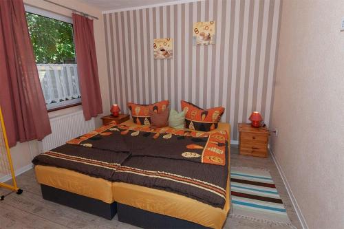 Preisguenstiger-Bungalow-fuer-2-Personen-1-Aufbettung-auf-Ruegen