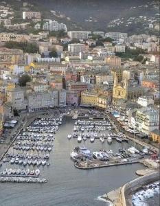 Appartement Près du Vieux port Studio terrasse vue dégagée église de Saint Jean 31 Rue du Chanoine Letteron 20200 Bastia Corse