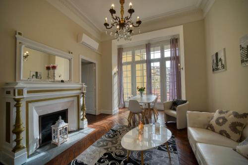 Prestige Designer Apartment, Super Central