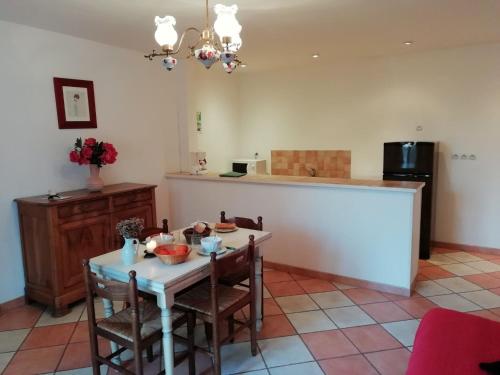 Pretty Apartment in Quend Plage les Pins near Sea