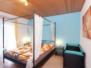 Pretty Apartment in Wildemann with Meadow View