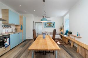 Pretty House