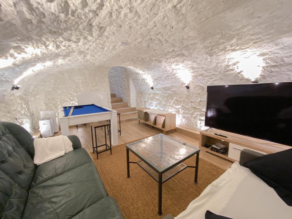 Pretty Mezzanine Studio in the Heart of Paris (2F)