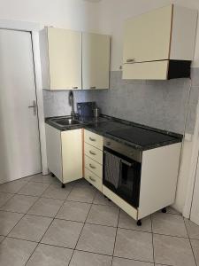 PRETTY STUDIO : A lovely studio lodges 3 adults close to Monte Carlo !