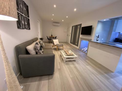 Prime Blue Apartment