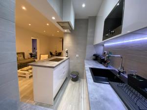 Prime Blue Apartment