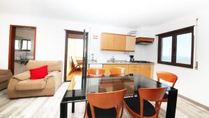 Appartement Prime Oceanfront Apartment 2 Largo de São Sebastião, 33 2nd floor 2655-364 Ericeira -1
