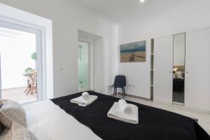 Principe Real: Elegant flat with terrace