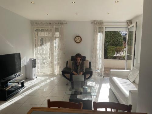 Pristine, beautiful 2 bedroom