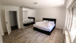 Private and cozy Apartment in Refrath near Cologne