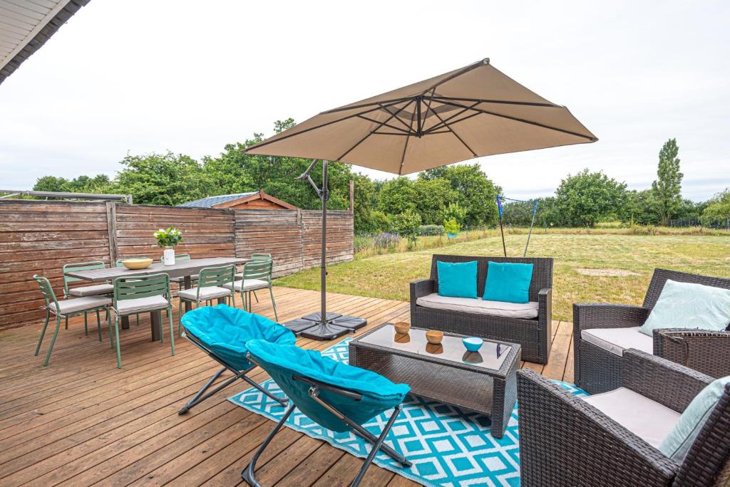 Private Apartment in the center of Juan les Pins parallel to the seafront 06160 Juan-les-Pins