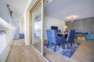 Private Apartment in the center of Juan les Pins parallel to the seafront