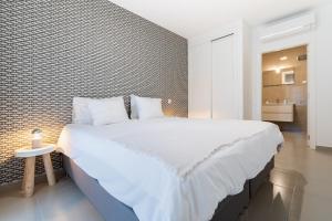 Private Condominium, Pool, Tennis & Sea View by Silver Prop