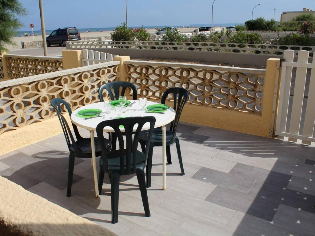 Private first floor house apt.