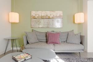 Private furnished apartment with all comfort has a garden in a green space