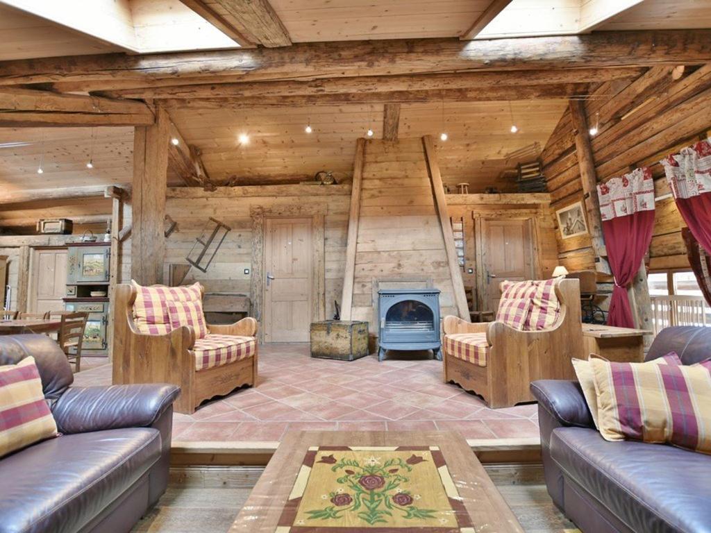Private Guest Home in Nature Park