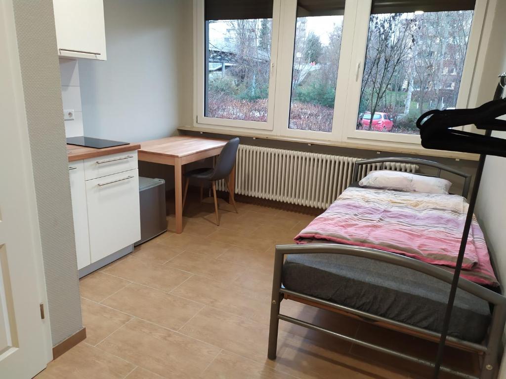 Private Microapartment - Free Parking - WLAN 60 Regerstraße, 70195 Stuttgart