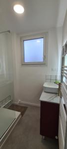 Private room in shared apartment IV