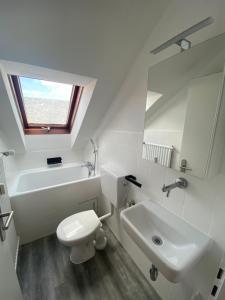 Privates neu renoviertes Zimmer in Schwaig