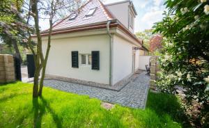 Privatsphäre im Kutscherhaus der Villa Golding