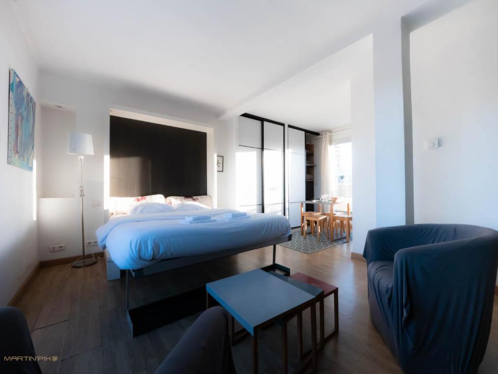 Appartement Appartement privé - Grand studio - 2 terrasses et vue imprenable 18 Rue Durand, 34000 Montpellier