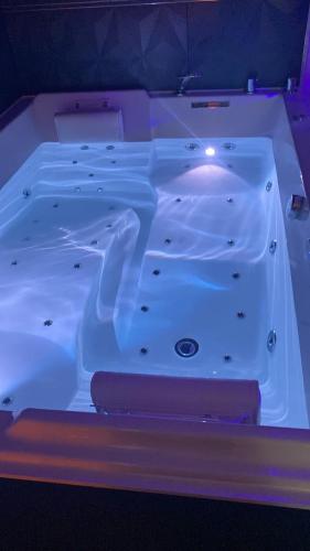 Privilège Spa, jacuzzi & Sauna