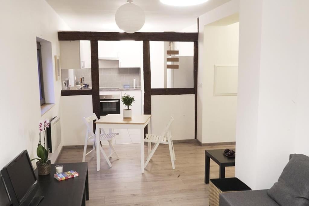 Appartement Proche centre de Strasbourg et Parlement Européen 3 Rue de la Mairie 67300 Schiltigheim