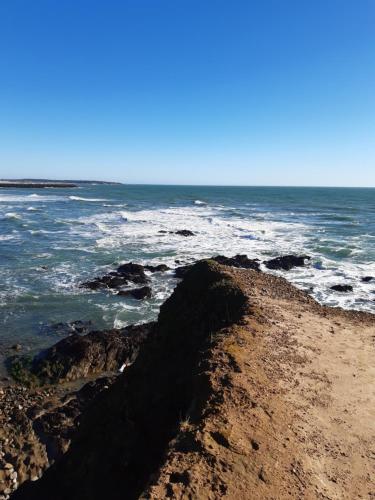 Proche des Sables D'Olonne appartement calme pour 4 personnes situé face au Golf de Bourgenay à Talmont st Hilaire