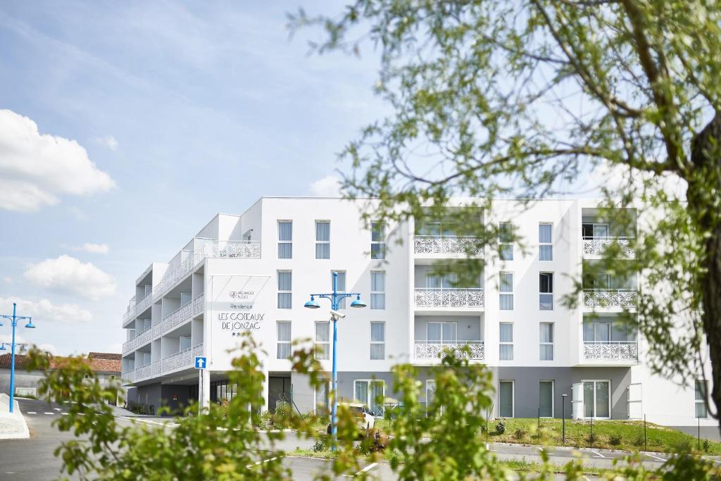 Proche préfecture, studio en centre et au calme