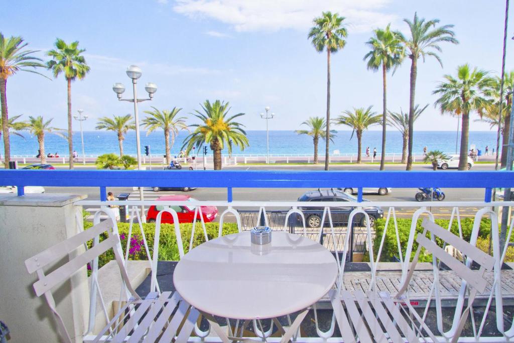 Appartement PROMENADE HOLIDAY - SUFFREN BEACH Promenade des Anglais 99 06000 Nice